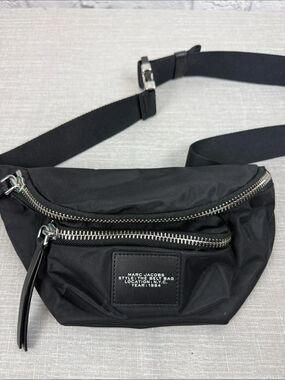 Marc Jacobs Black Belt Bag